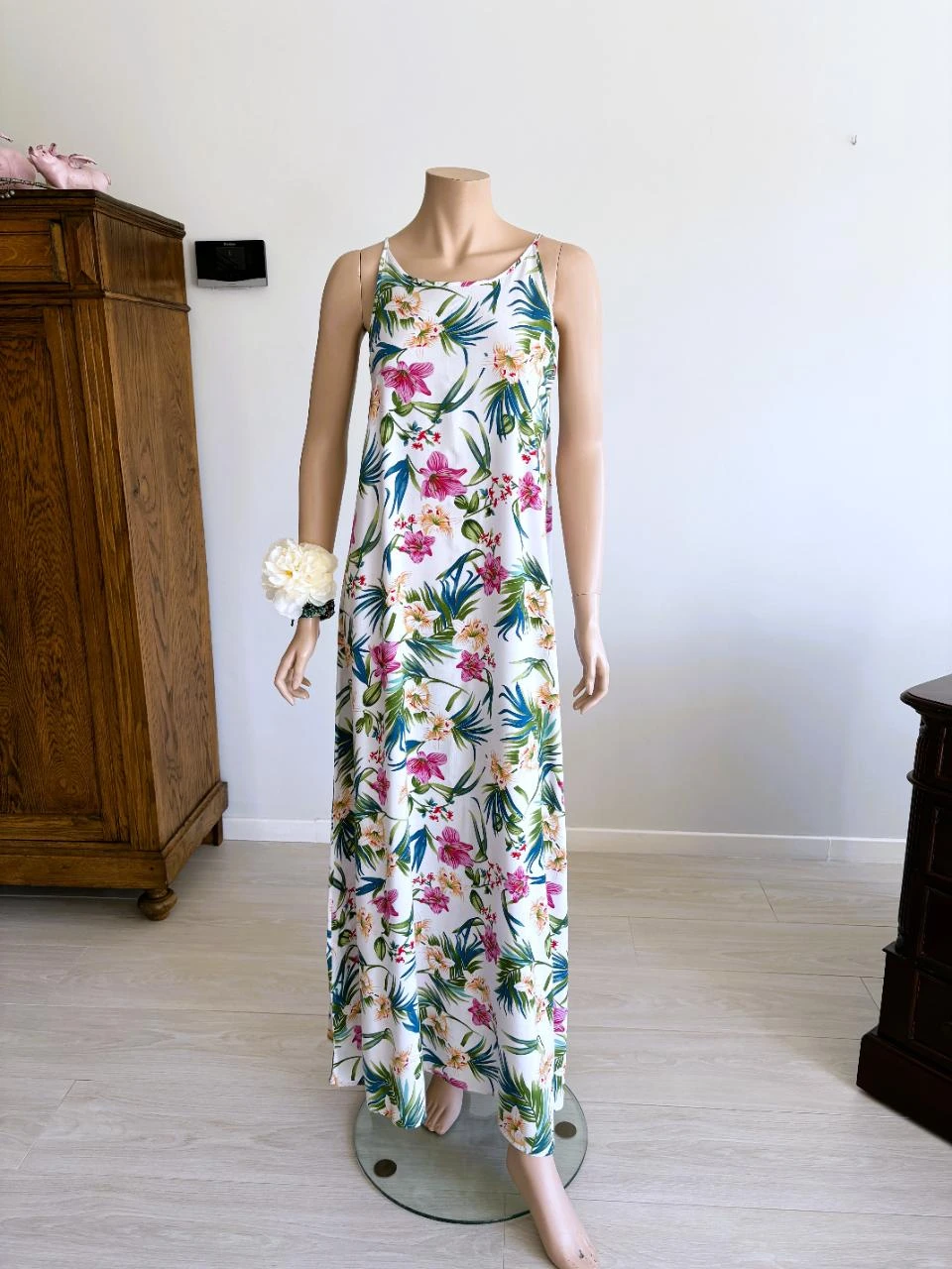 Queen's tropisch maxidress – kleurrijke bloemenprint – maat M